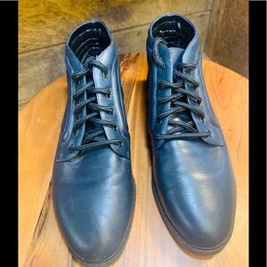 Avalenci J womens boot.  Inv 5349